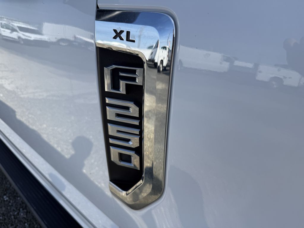 2017 Ford F-250 Image 15