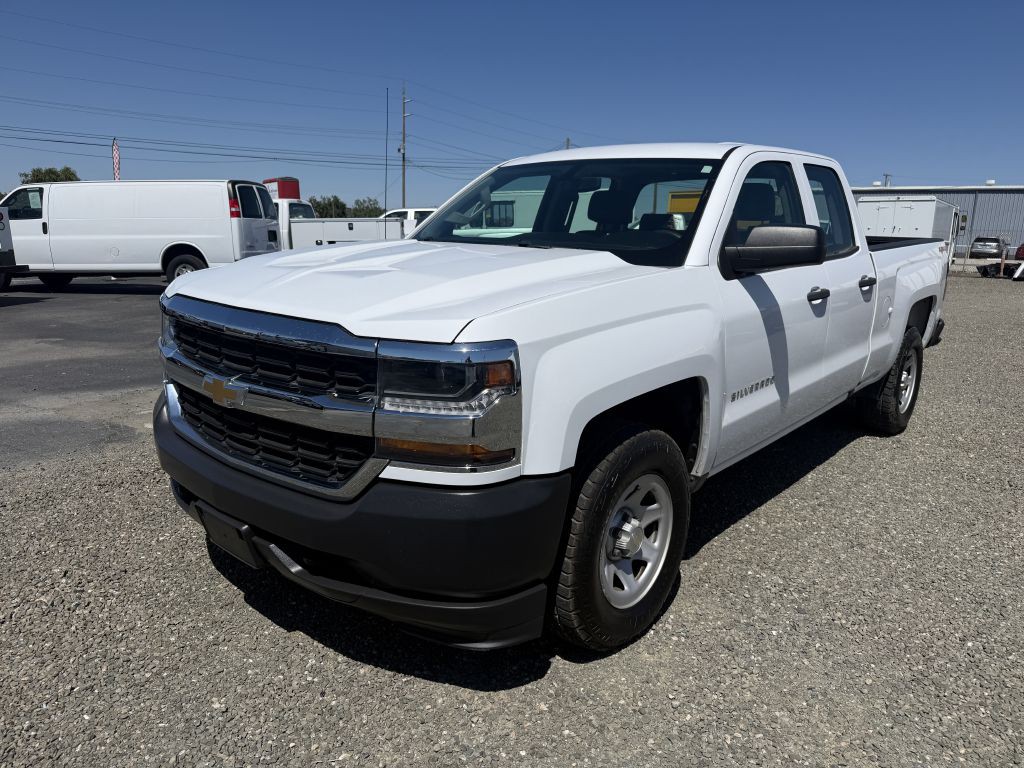 2017 Chevrolet Silverado 1500 Image 2