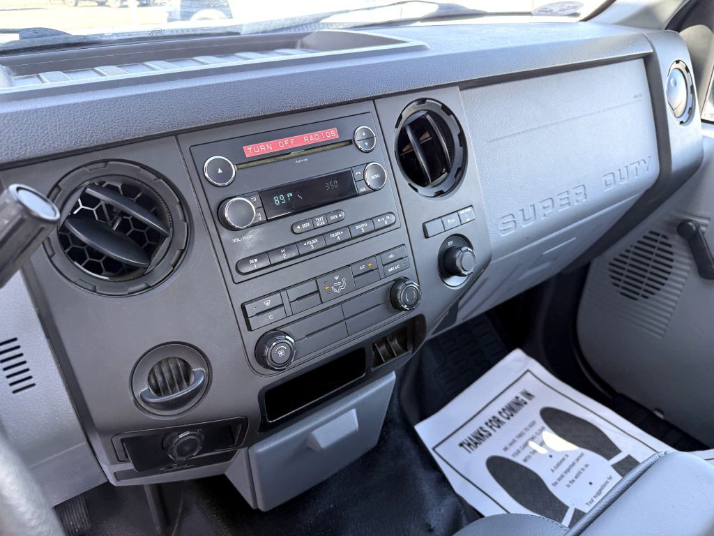 2015 Ford F-250 Image 18