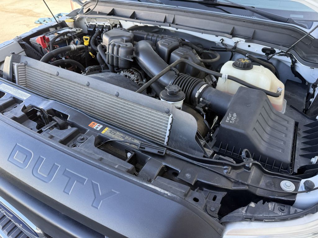 2015 Ford F-250 Image 22