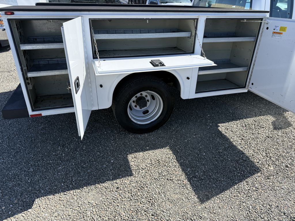 2016 Ford F-350 Image 11