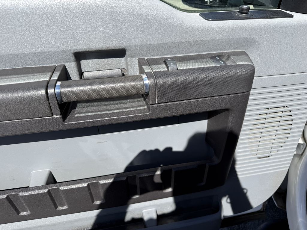 2016 Ford F-350 Image 16
