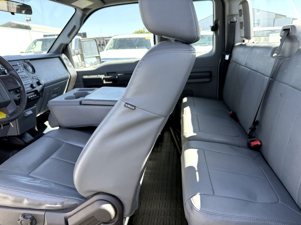 2016 Ford F-350 Image 17