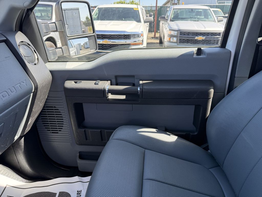 2016 Ford F-350 Image 19