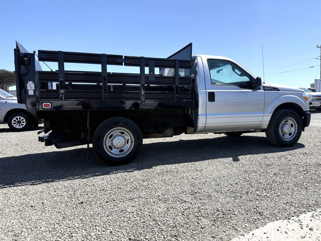 2015 Ford F-350 Image 3