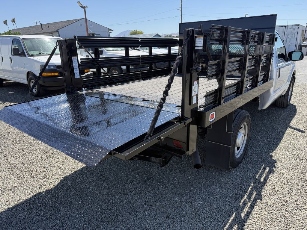 2015 Ford F-350 Image 10