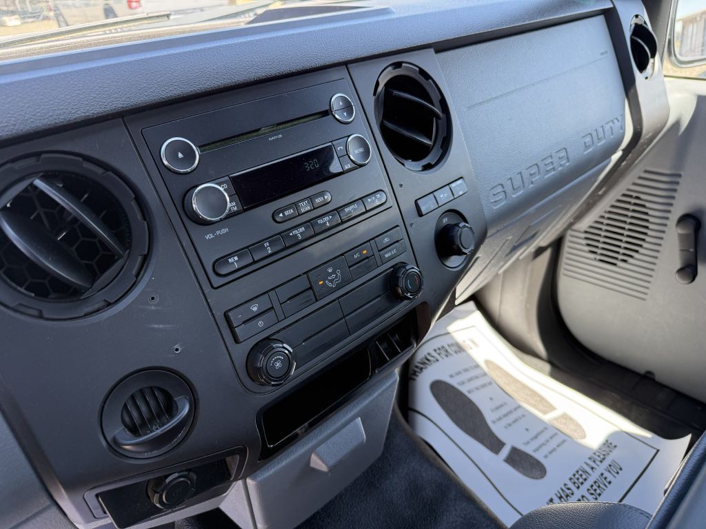 2015 Ford F-350 Image 17