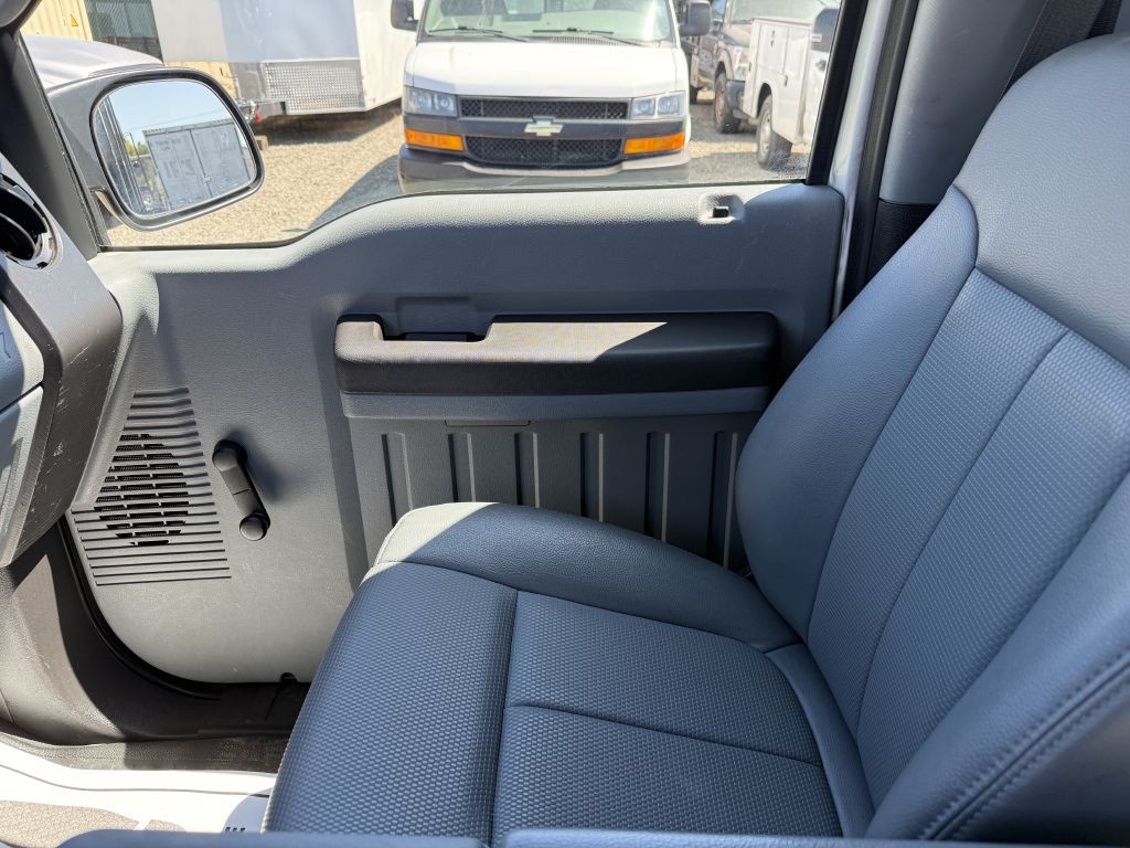 2015 Ford F-350 Image 18