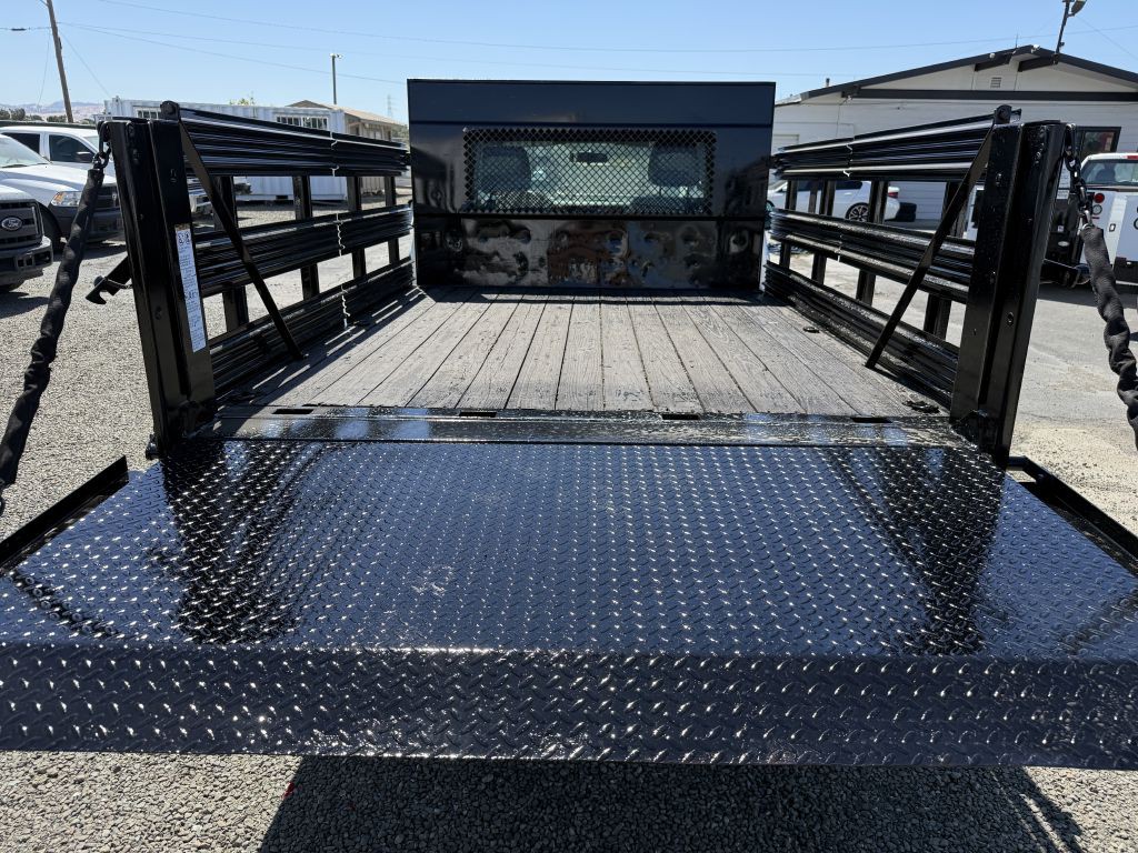 2015 Ford F-350 Image 21