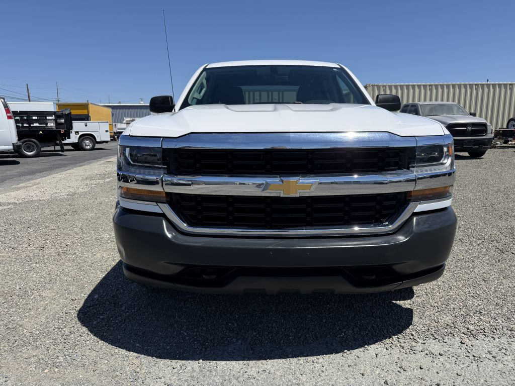 2017 Chevrolet Silverado 1500 Image 3