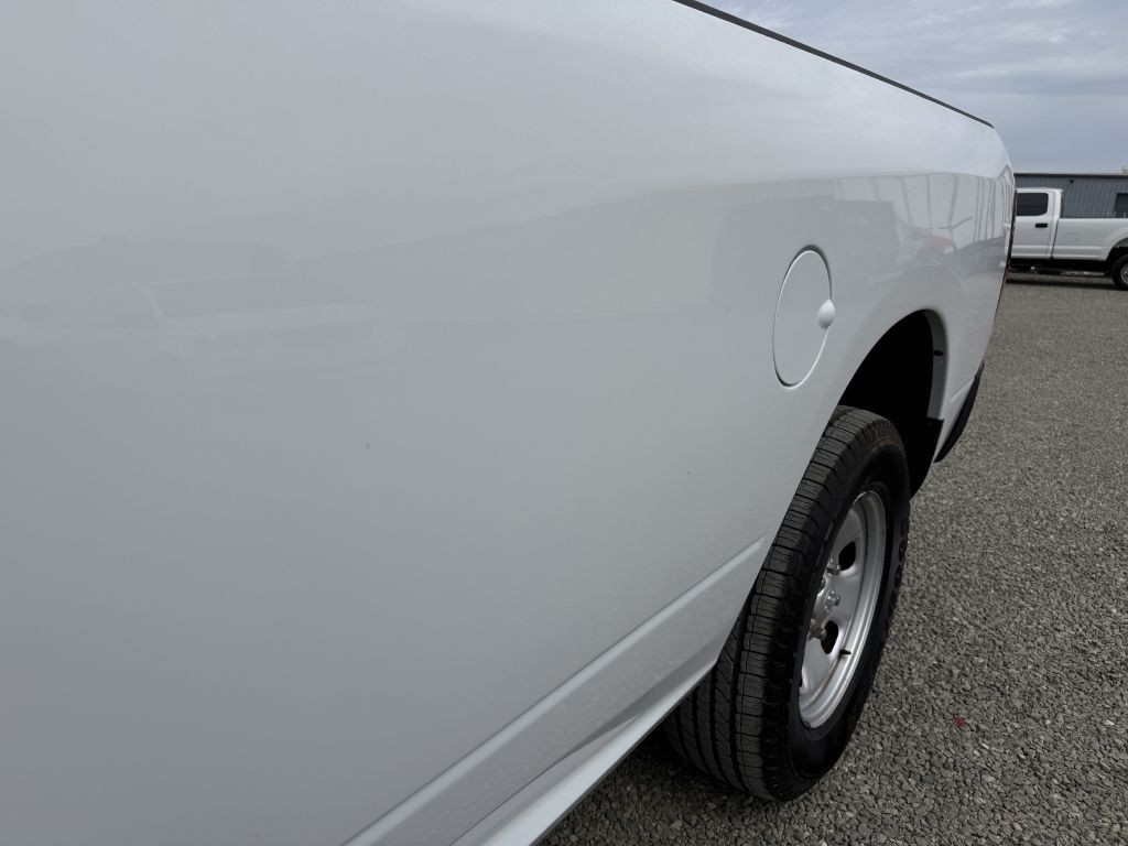 2017 RAM 1500 Image 12