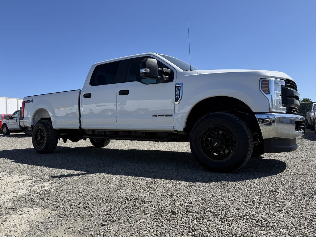 2019 Ford F-350 Image 4