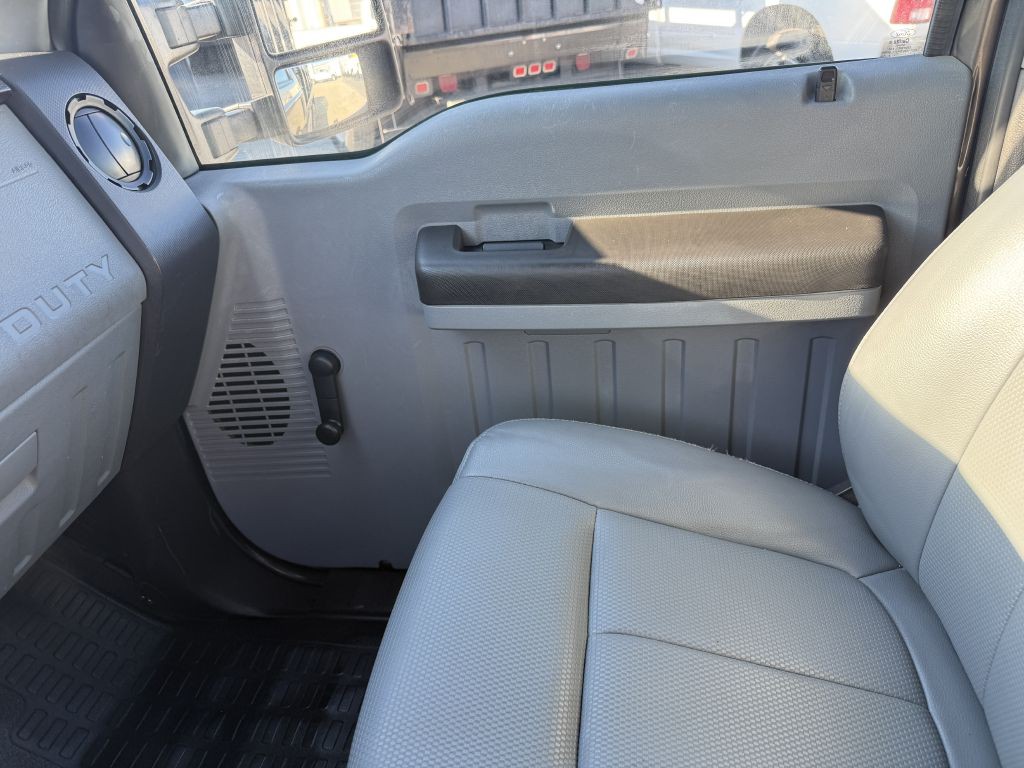 2016 Ford F-350 Image 20