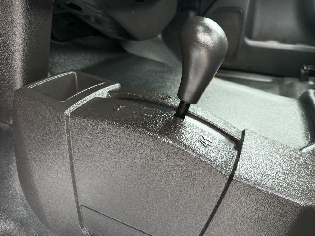 2016 Chevrolet Silverado 1500 Image 19