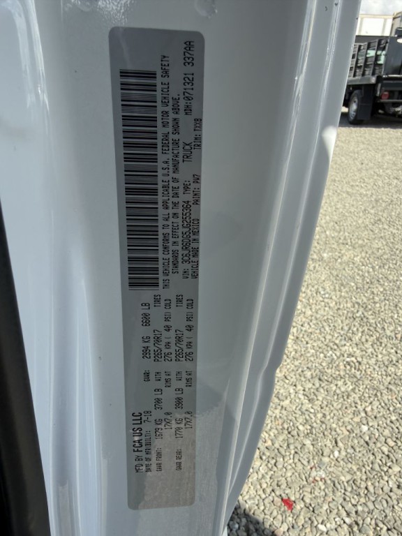 2018 RAM 1500 Image 17