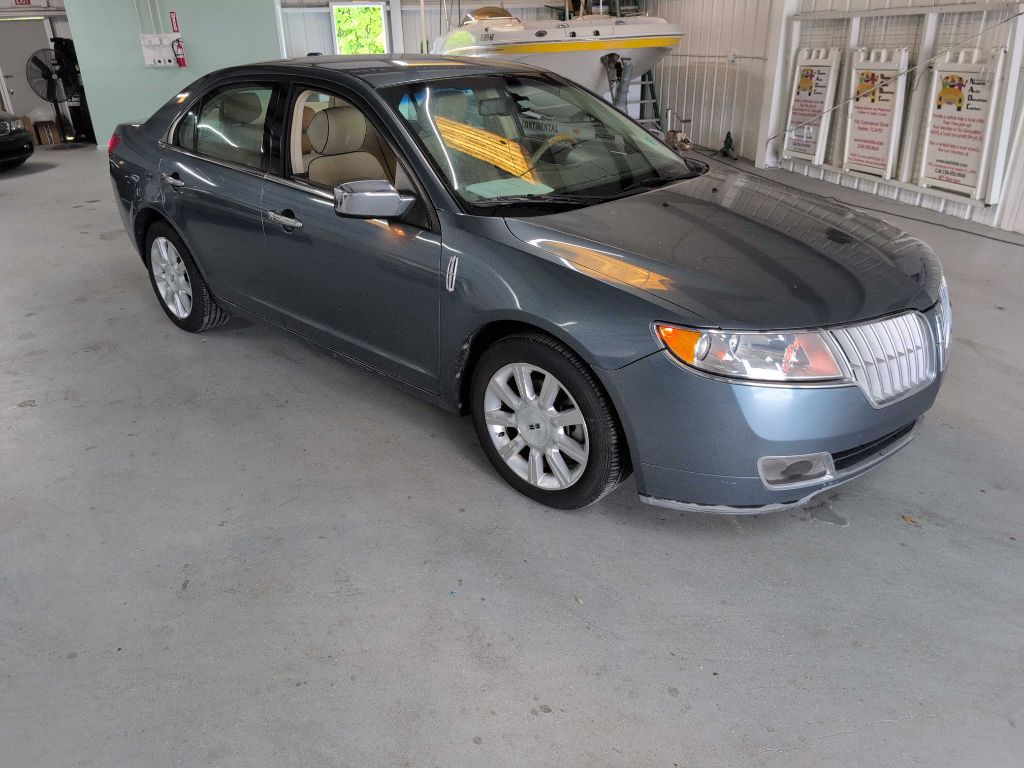 2011 Lincoln MKZ Image 4