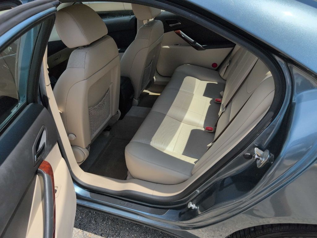 2006 Pontiac G6 Image 6