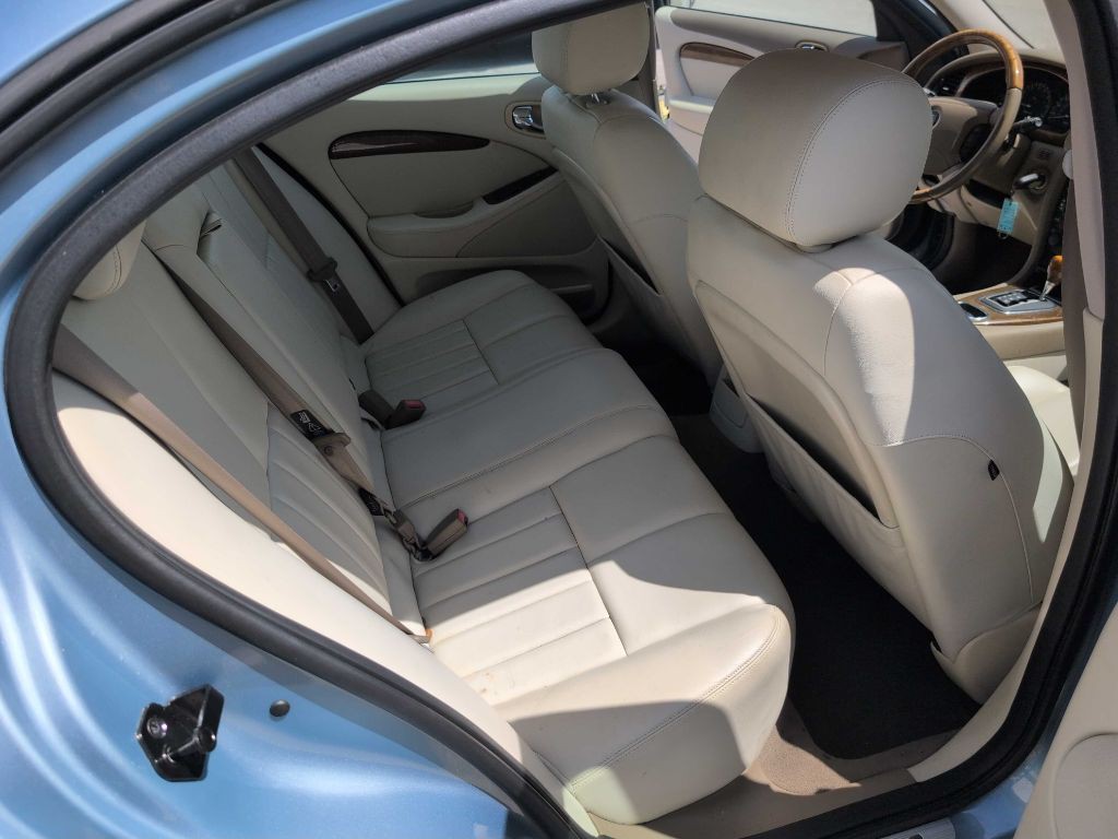 2003 Jaguar S-TYPE Image 7
