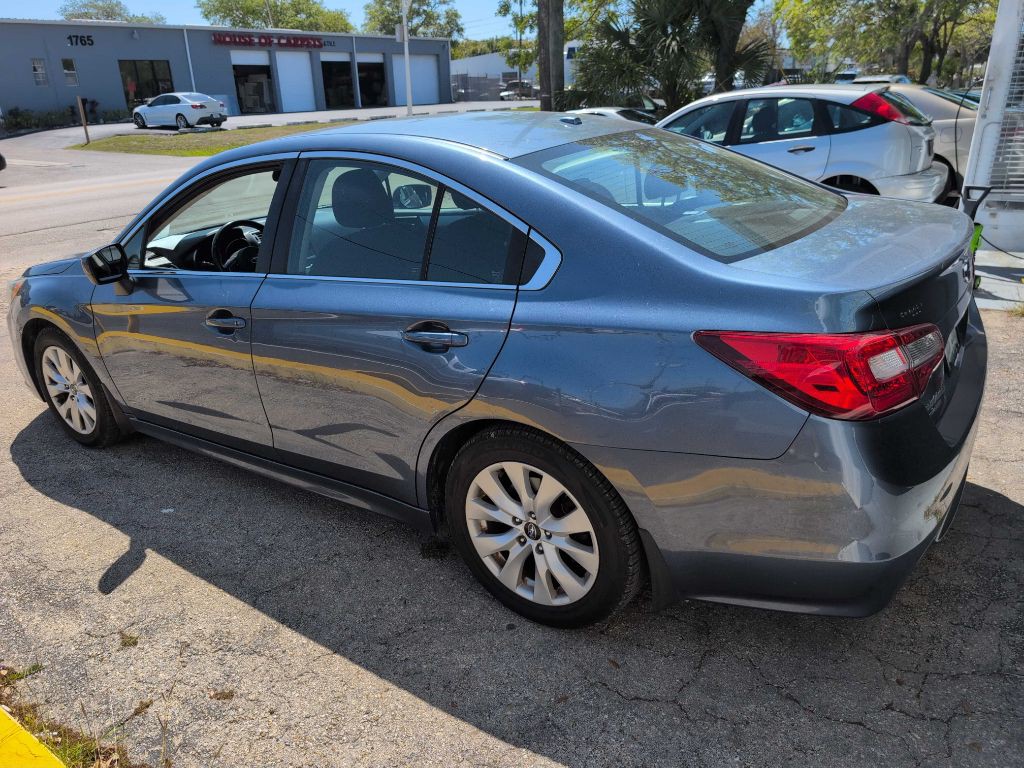 2015 Subaru Legacy Image 3