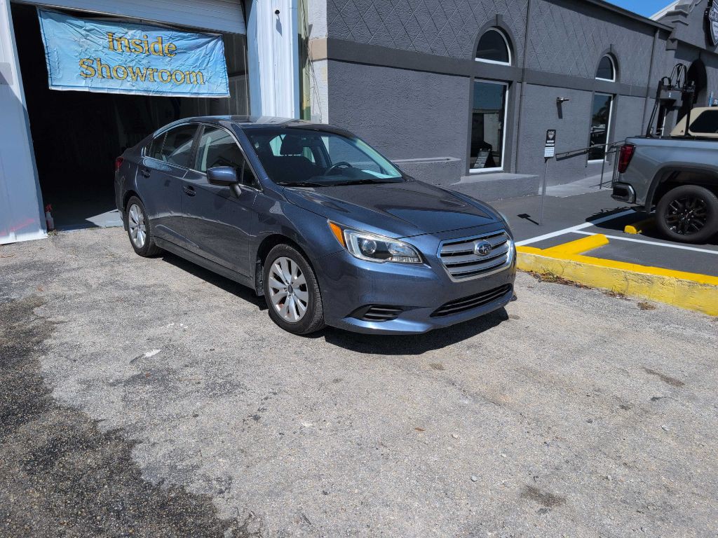 2015 Subaru Legacy Image 4