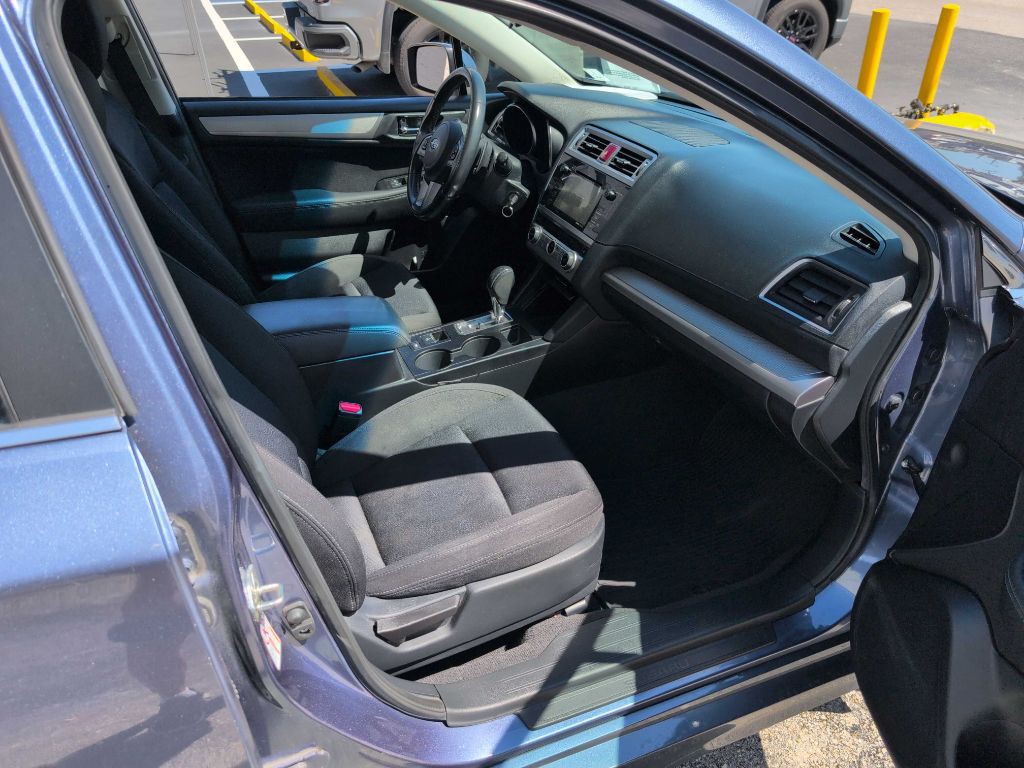 2015 Subaru Legacy Image 7