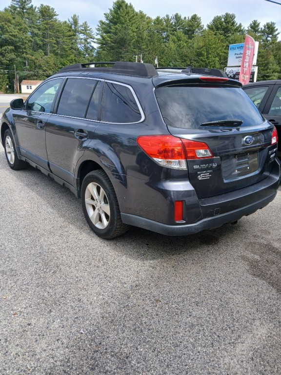 2013 Subaru Outback Image 45