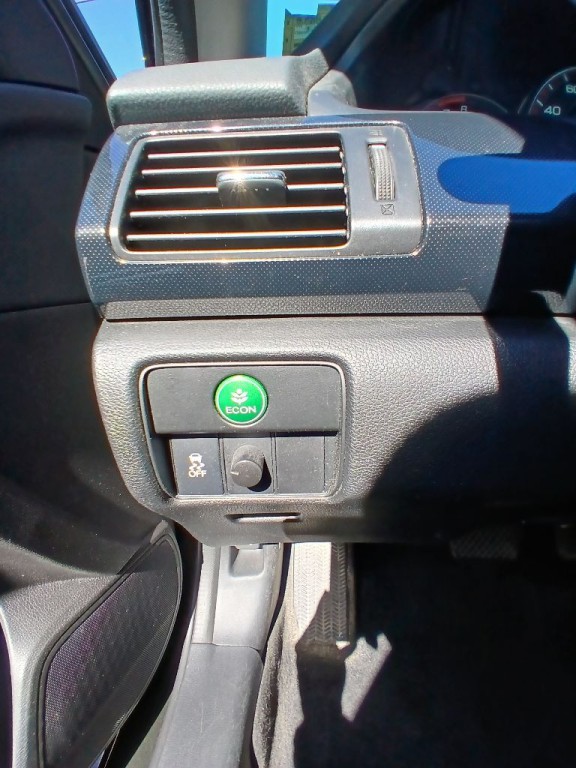 2013 Honda Accord Image 12