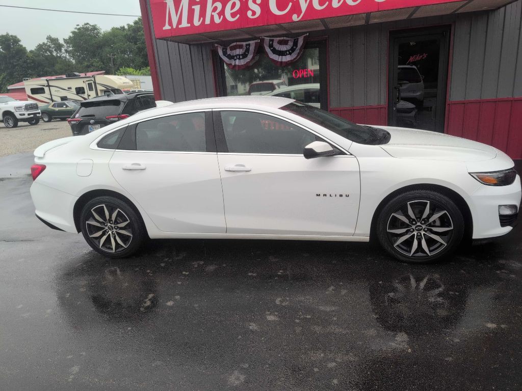 2020 Chevrolet Malibu Image 1