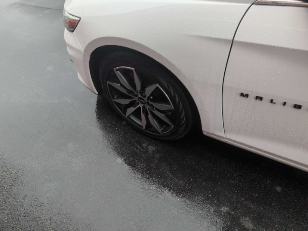 2020 Chevrolet Malibu Image 6