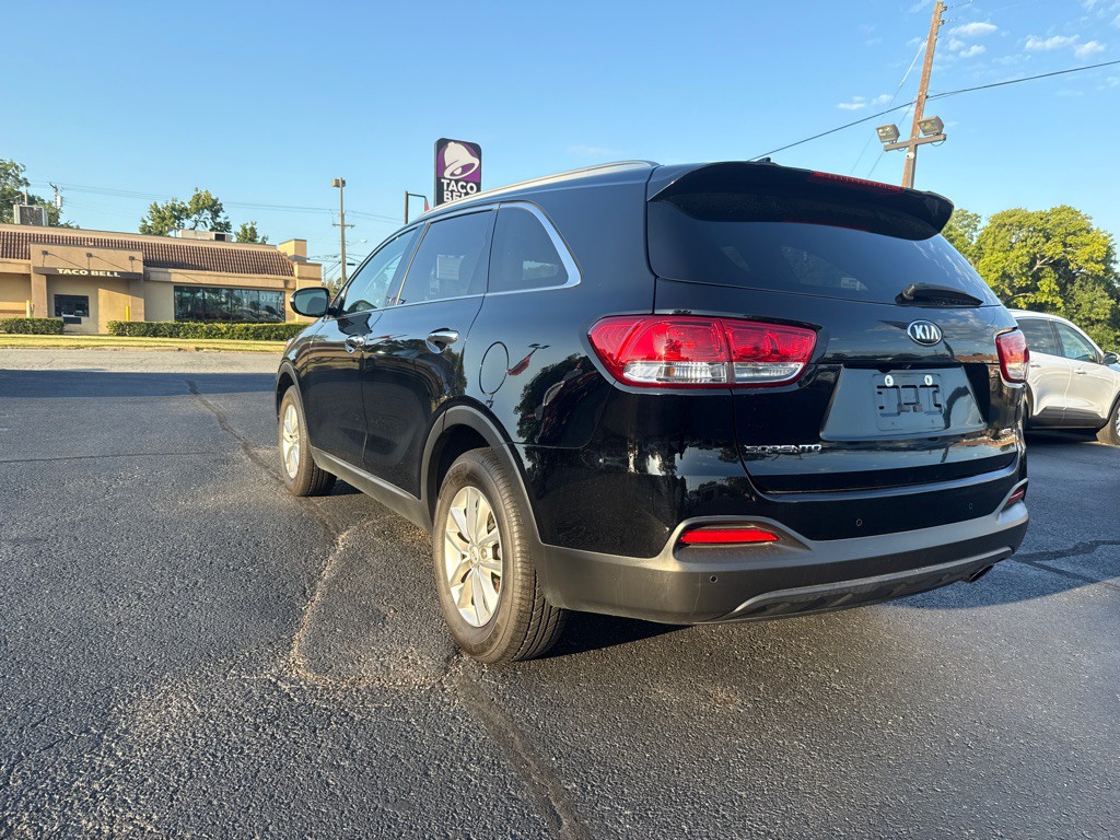 2018 Kia Sorento Image 3