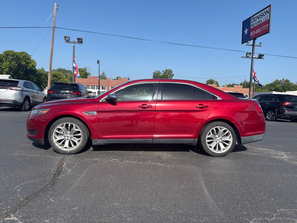2014 Ford Taurus Image 2