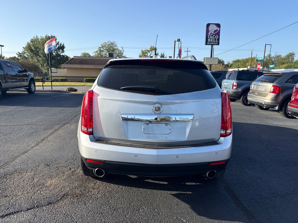 2010 Cadillac SRX Image 4