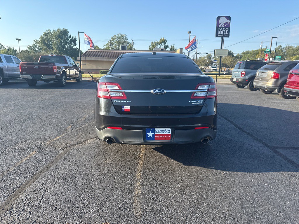2015 Ford Taurus Image 4