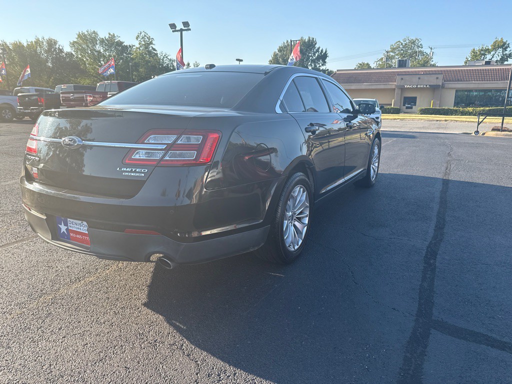 2015 Ford Taurus Image 5