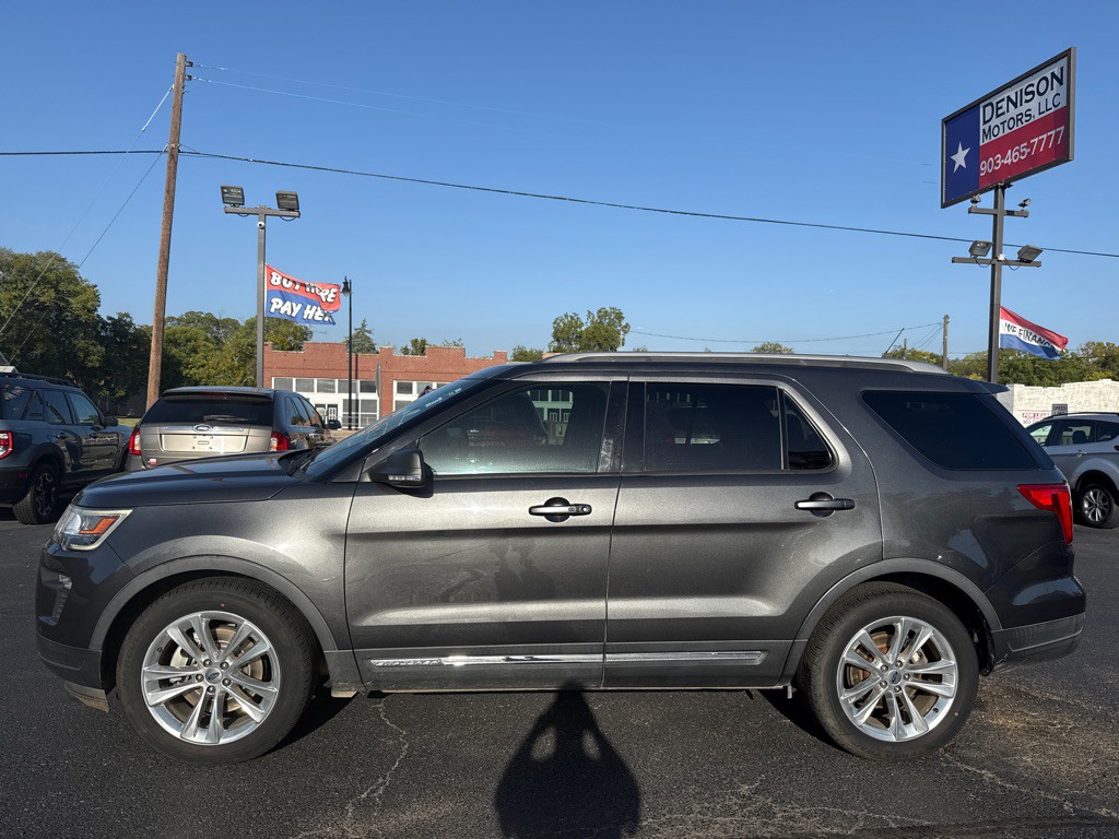 2019 Ford Explorer Image 2