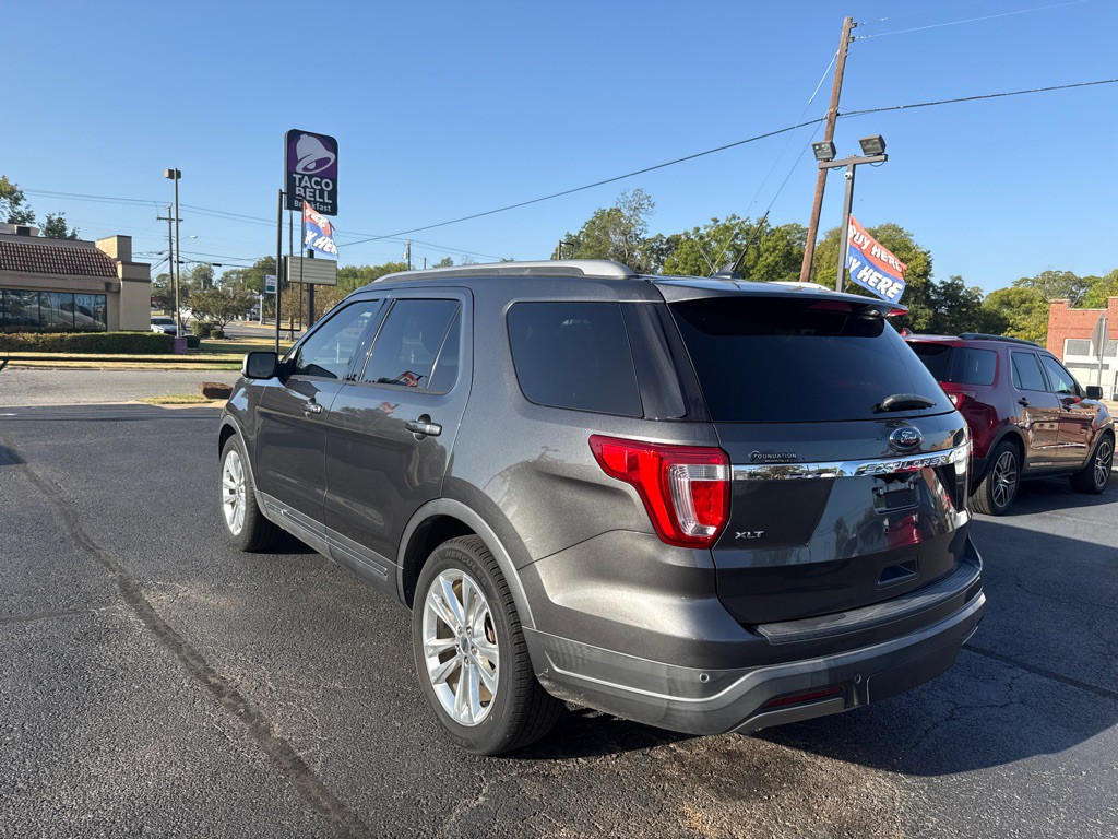 2019 Ford Explorer Image 3