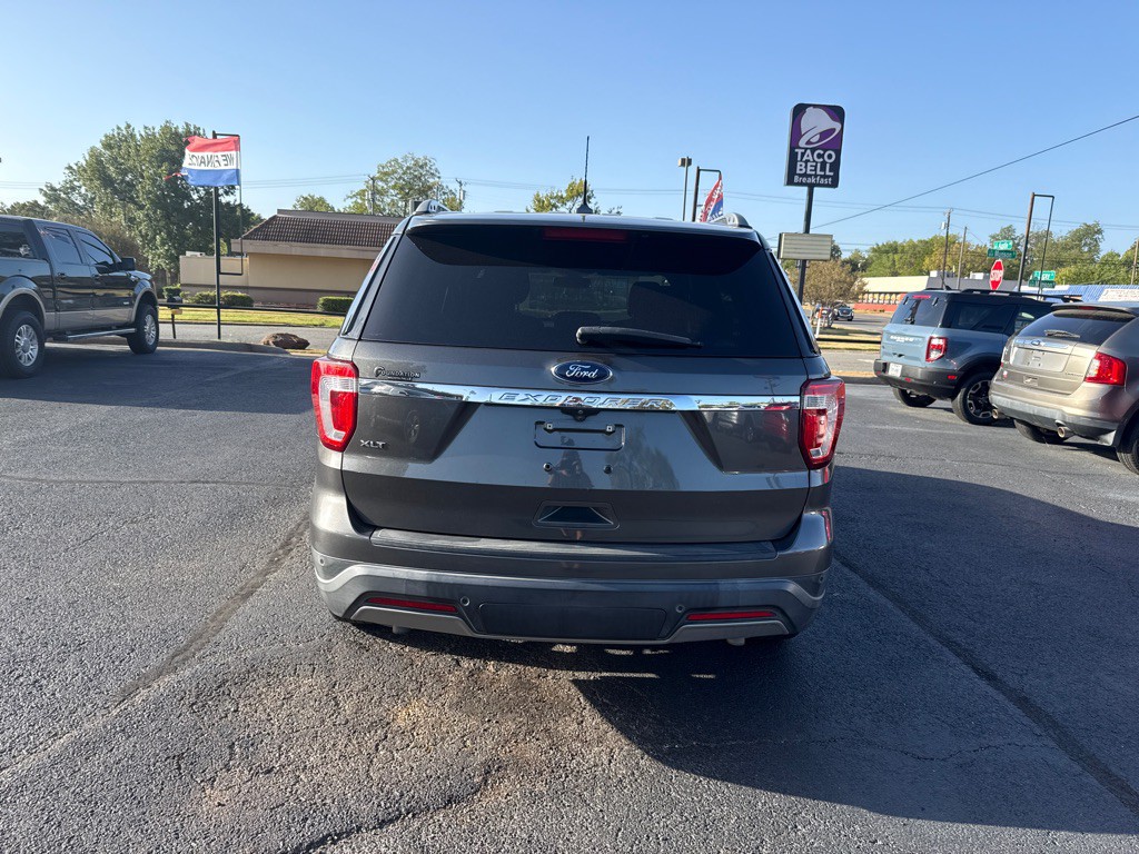 2019 Ford Explorer Image 4