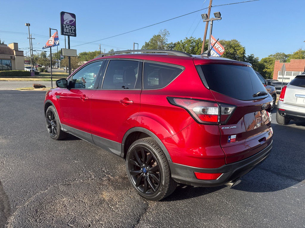 2018 Ford Escape Image 3