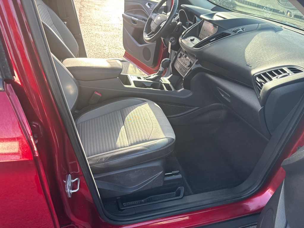 2018 Ford Escape Image 13