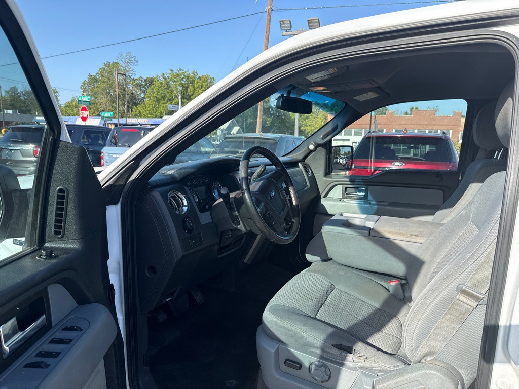 2014 Ford F-150 Image 9