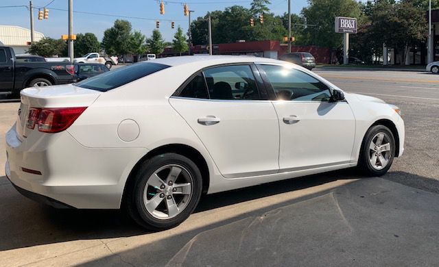 2013 Chevrolet Malibu Image 5