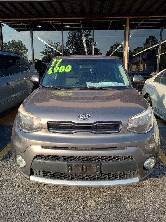 2017 Kia Soul Image 1