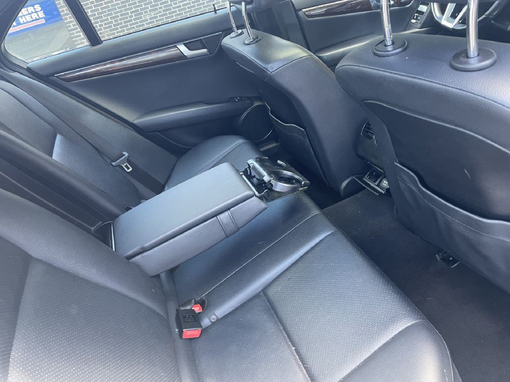 2012 Mercedes-Benz C-Class Image 9