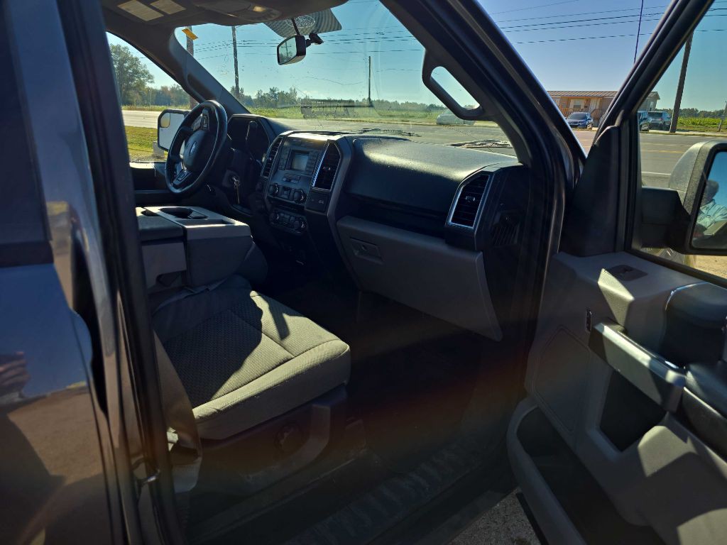 2016 Ford F-150 Image 12