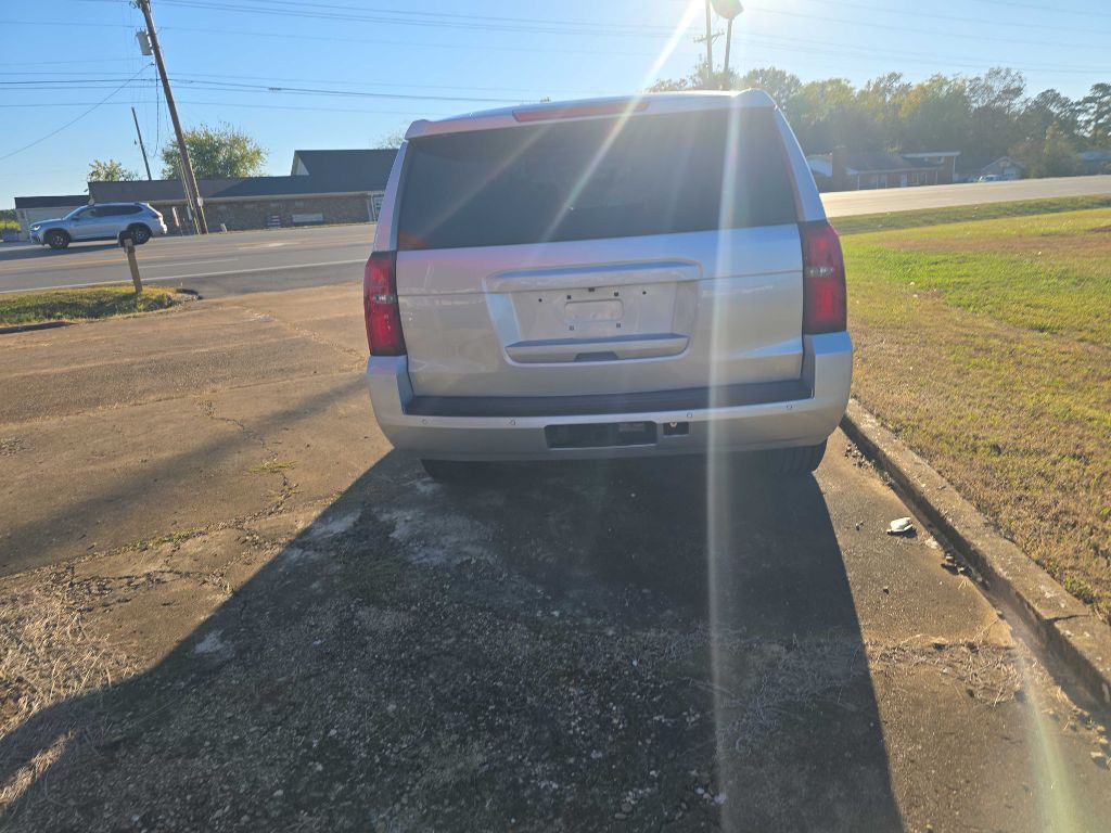 2020 Chevrolet Tahoe Image 2