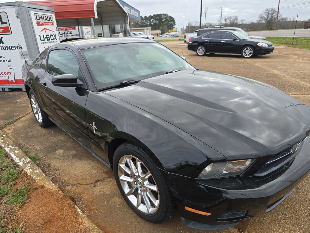 2010 Ford Mustang Image 4