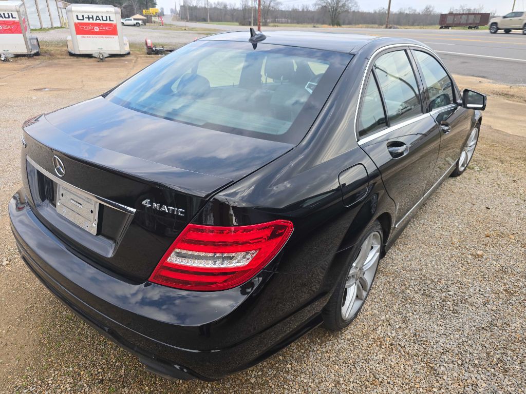 2014 Mercedes-Benz C-Class Image 1