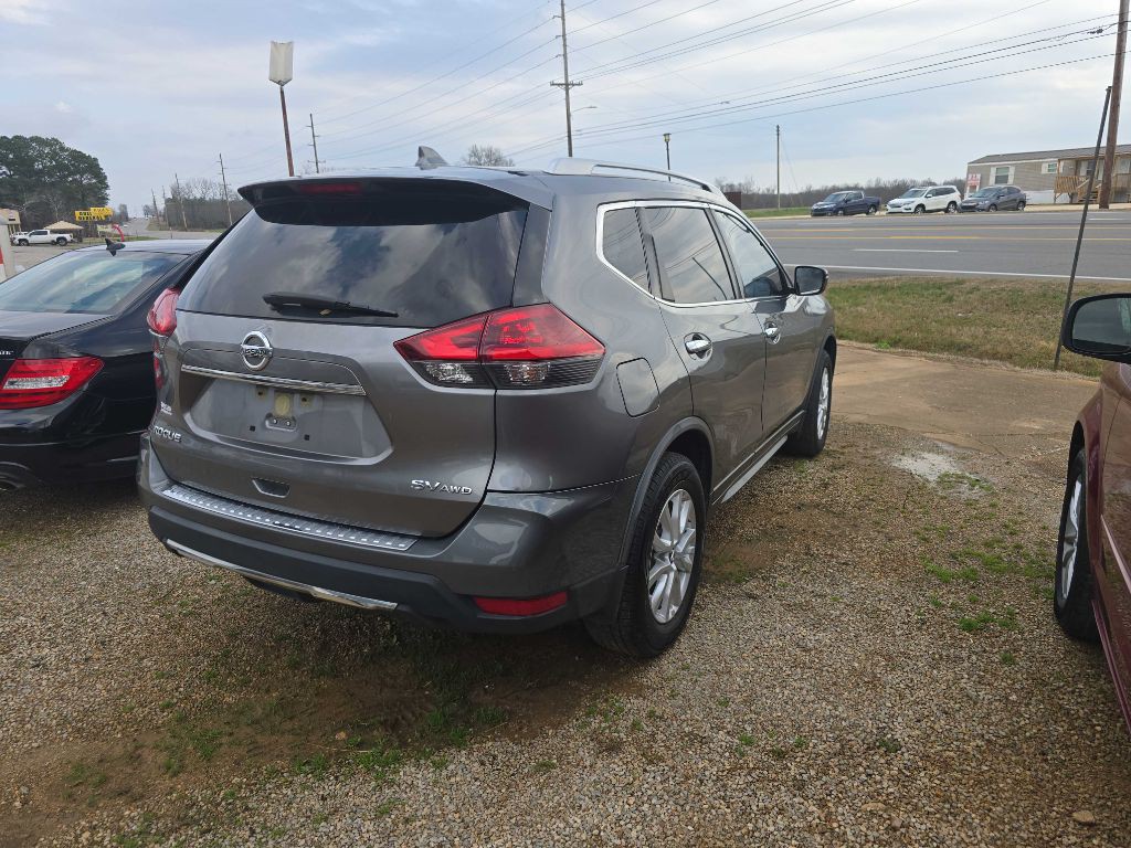 2018 Nissan Rogue Image 2