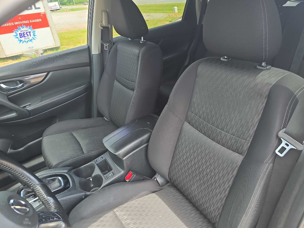 2018 Nissan Rogue Image 5