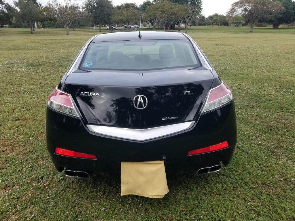 2010 Acura TL Image 8